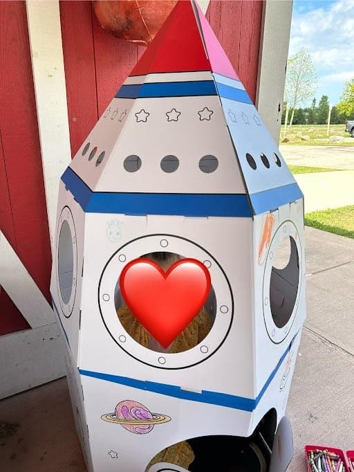 A family's cardboard rocket